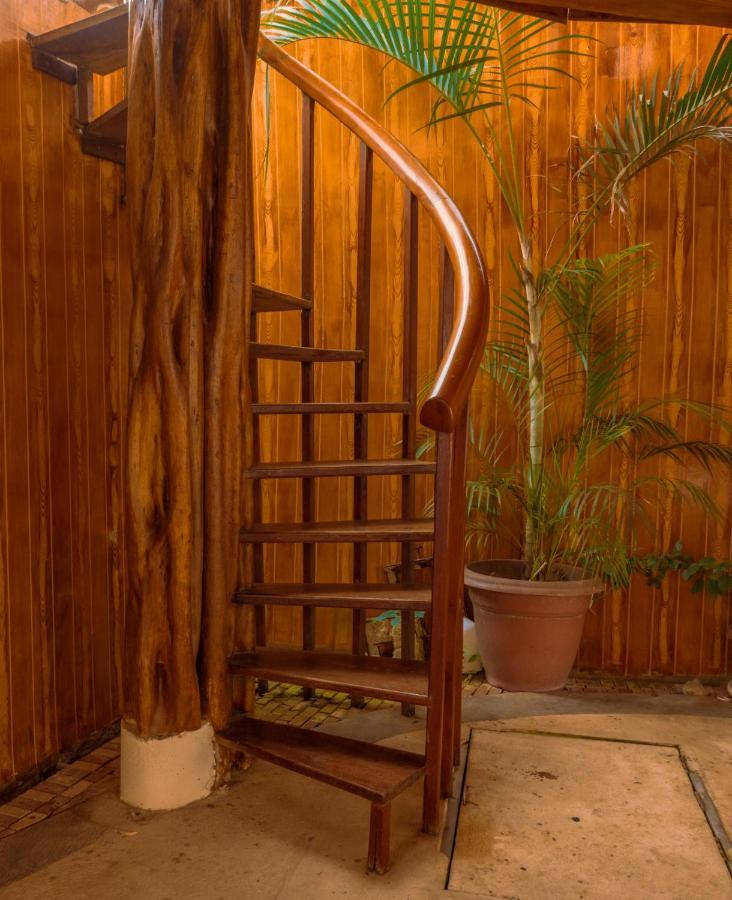 Hostal Poseidon Puerto Cayo Esterno foto